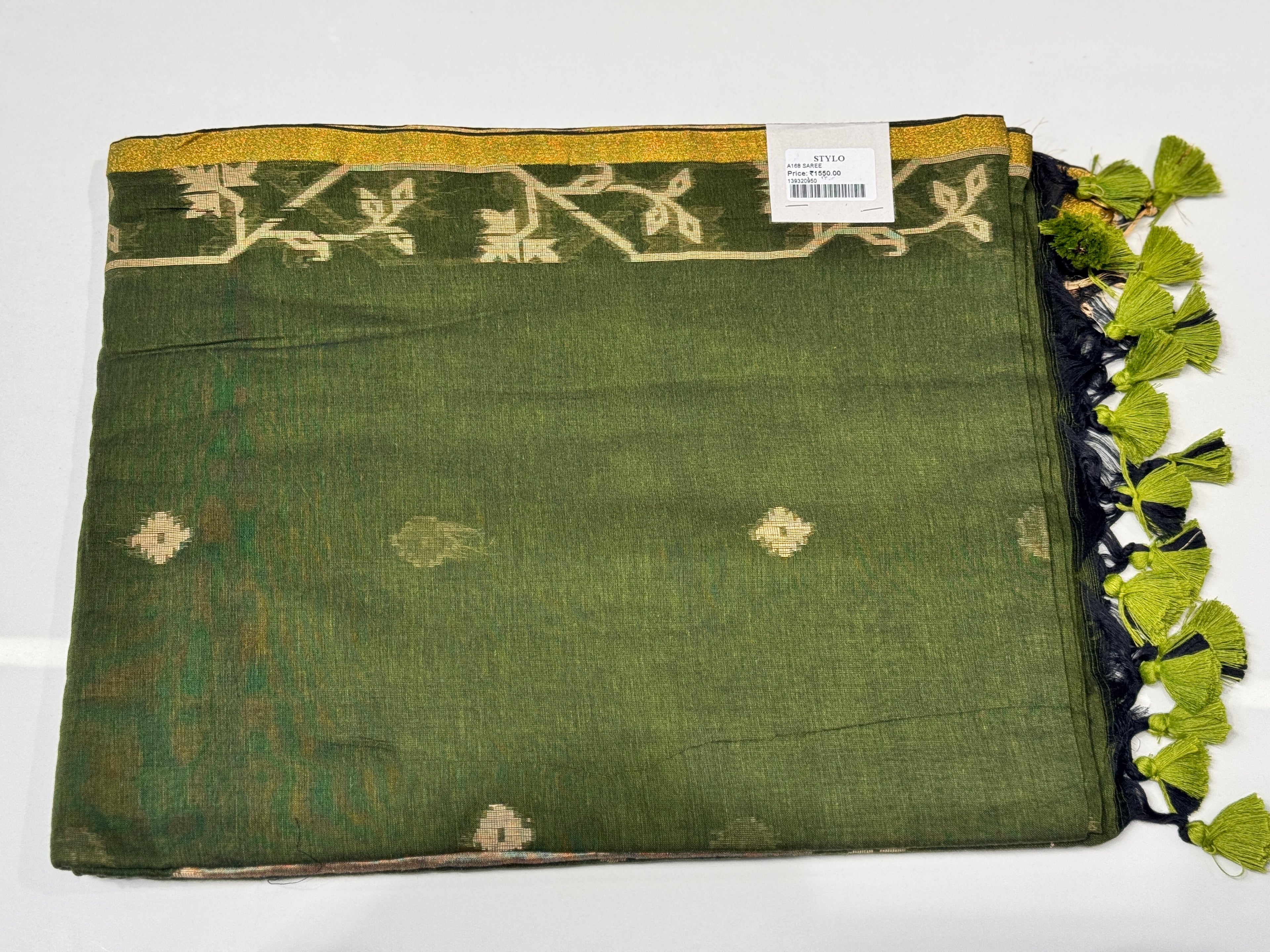 Mul Cotton Saree with Golden Zari
