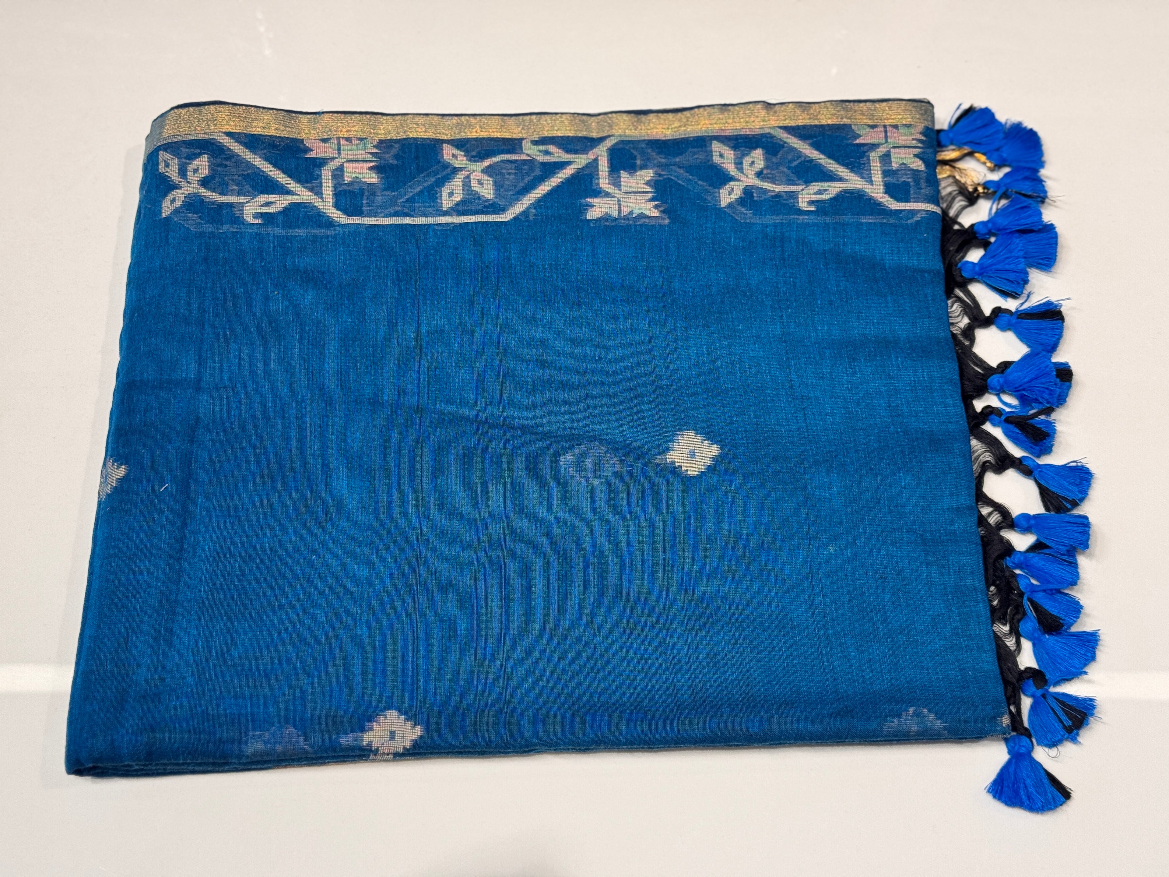 Mul Cotton Saree with Golden Zari