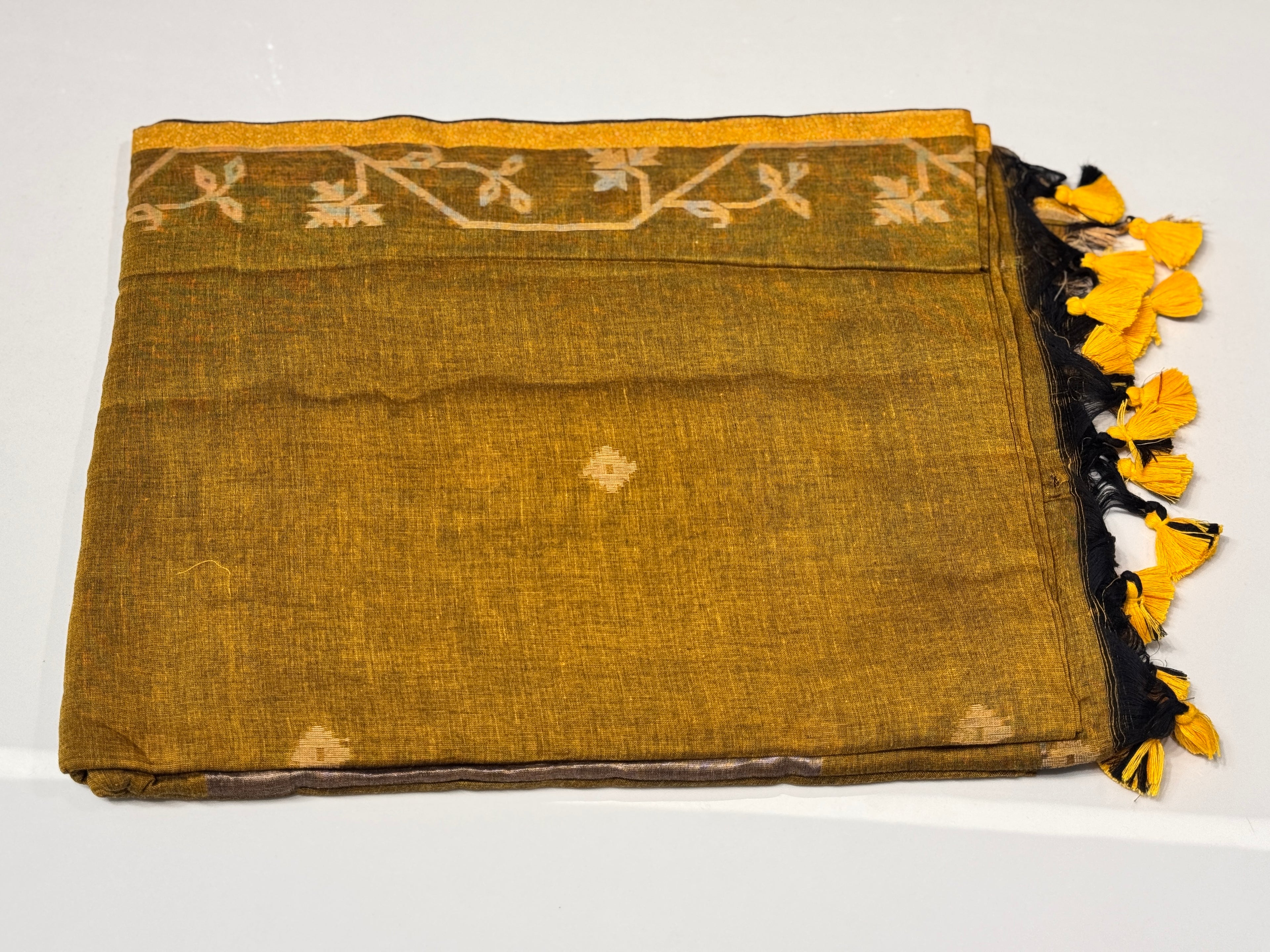 Mul Cotton Saree with Golden Zari