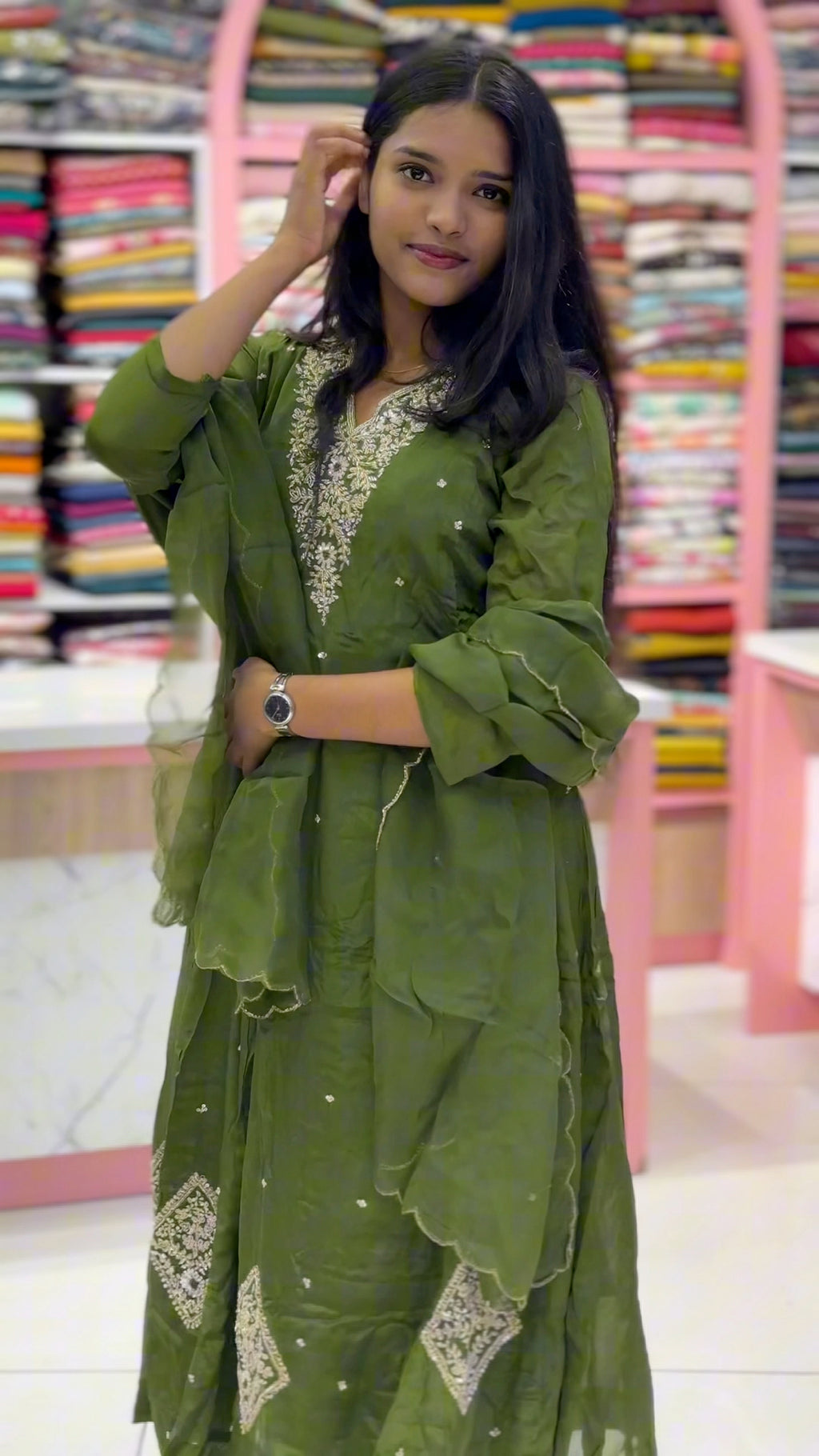 Hand-Embroidered Pure Mul Chanderi 3-Piece Suit Set with Scalloped Dupatta