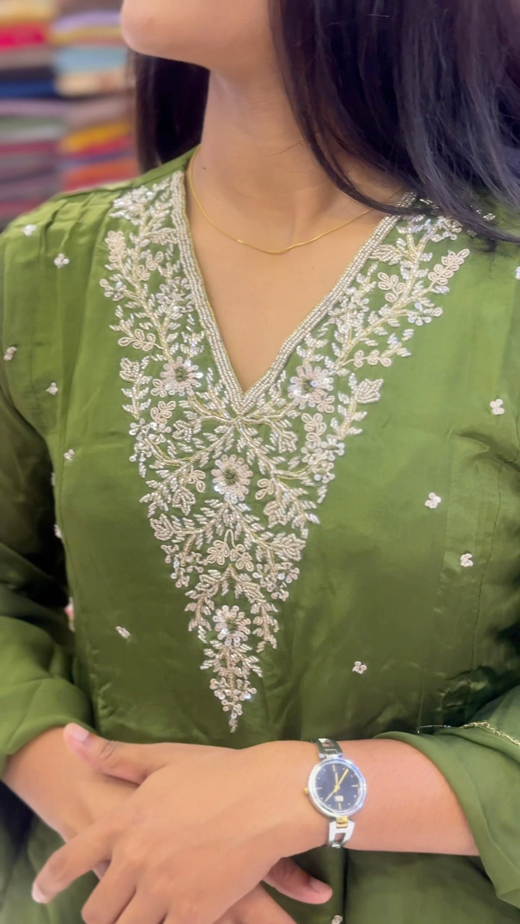 Hand-Embroidered Pure Mul Chanderi 3-Piece Suit Set with Scalloped Dupatta